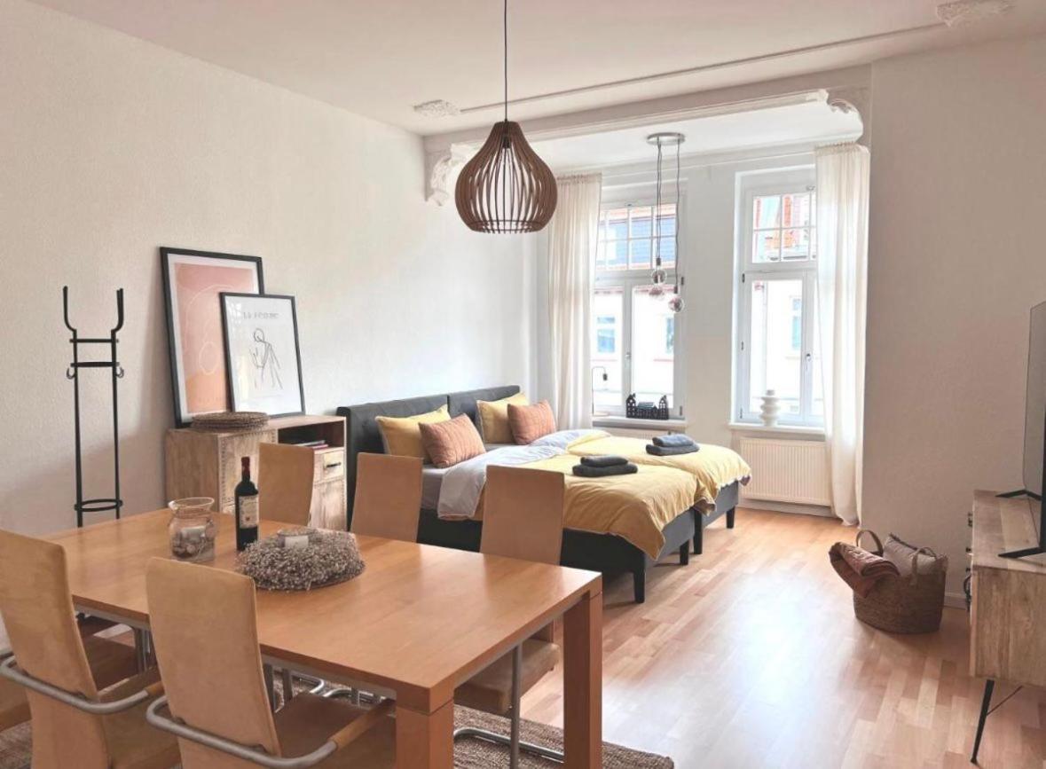Feine Apartments In Der Suedstadt Von Erfurt Mit Kostenlosen Stellplatz & Flasche Wein Zur Begruessung Dış mekan fotoğraf