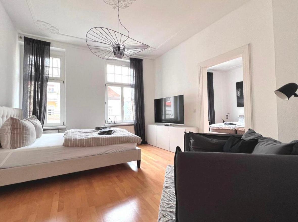 Feine Apartments In Der Suedstadt Von Erfurt Mit Kostenlosen Stellplatz & Flasche Wein Zur Begruessung Dış mekan fotoğraf
